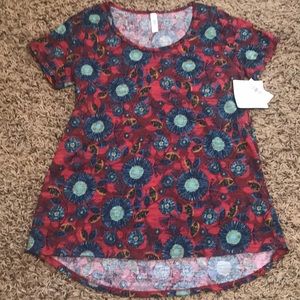 NWT LuLaRoe Small Floral Classic T